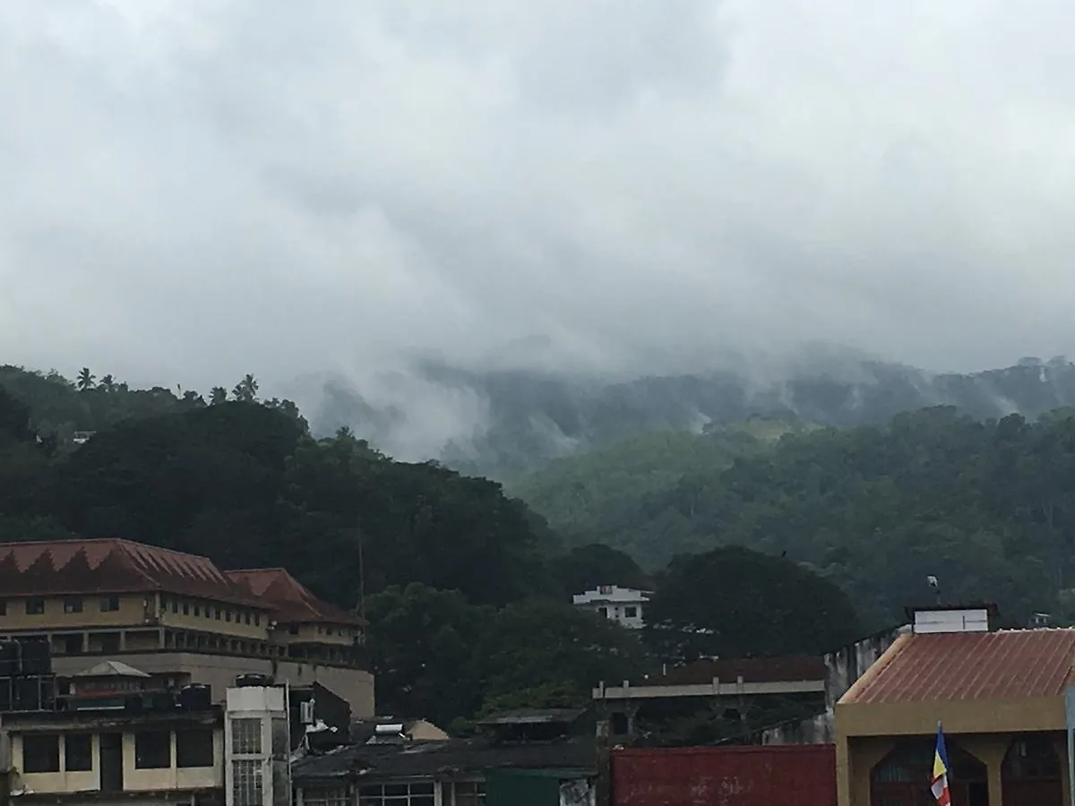 Dumbara Peak Residence Kandy 0*,